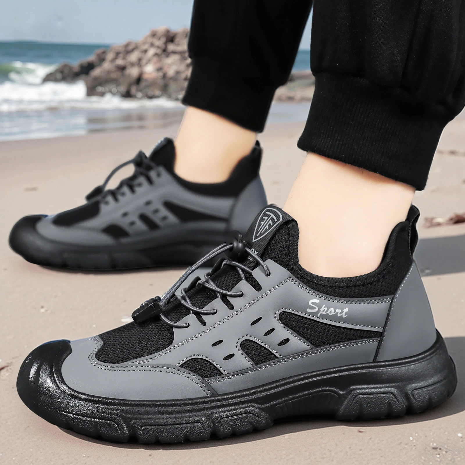 

Breathable Mens Casual Tooling Shoes Outdoor Comfortable Hiking Shoes Outdoor Lightweight Soft-soled Walking Shoes Sneakers 2026