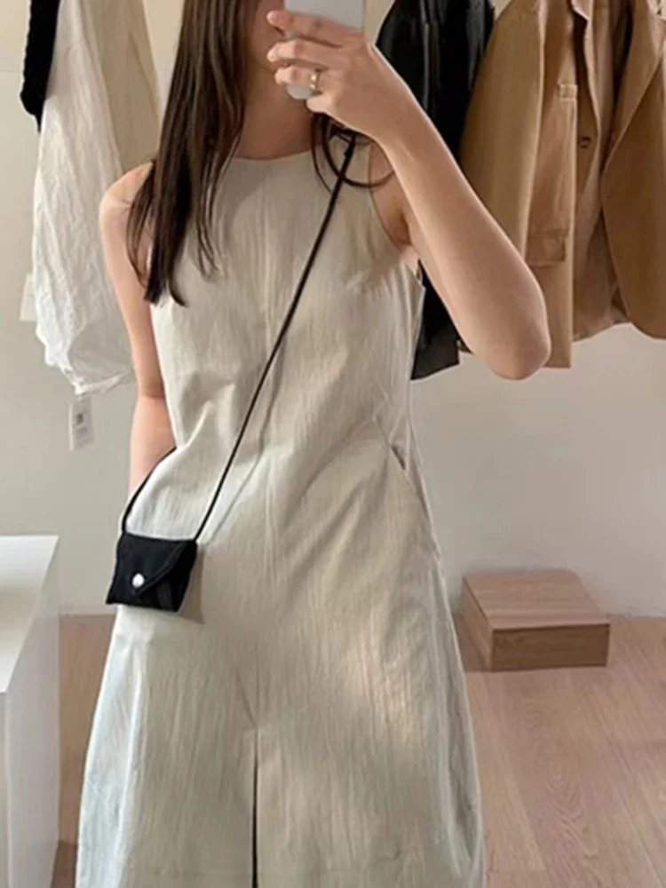 Simple Basic Fashion Street Women Dress French Black Sleeveless Vacation Dress Female Summer New Solid Color Slim Woman Dress