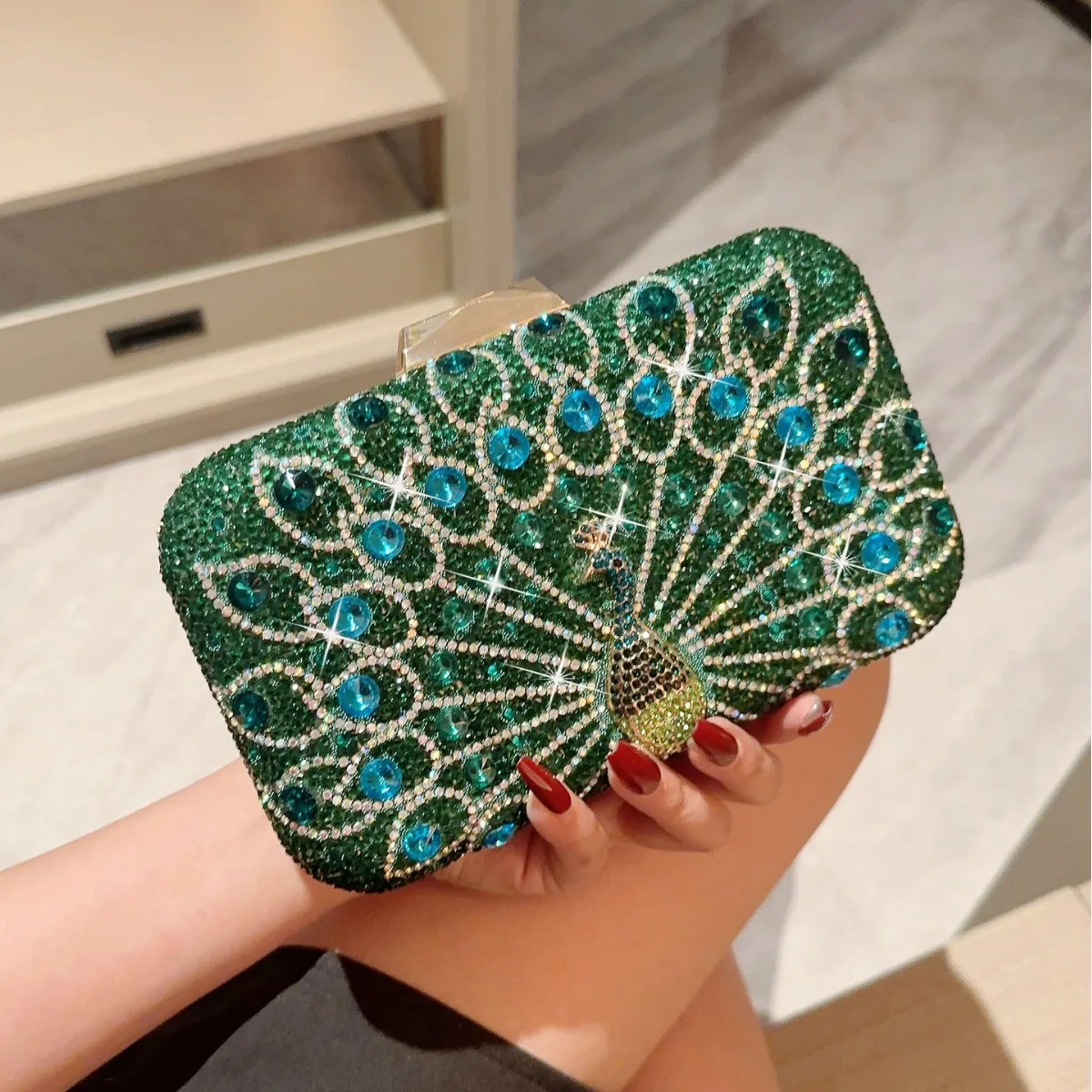 New Diamond Luxury Women Clutch Evening Bag Beautiful Peacock Wedding Crystal Ladies Phone Purse Female Wallet For Party Gift