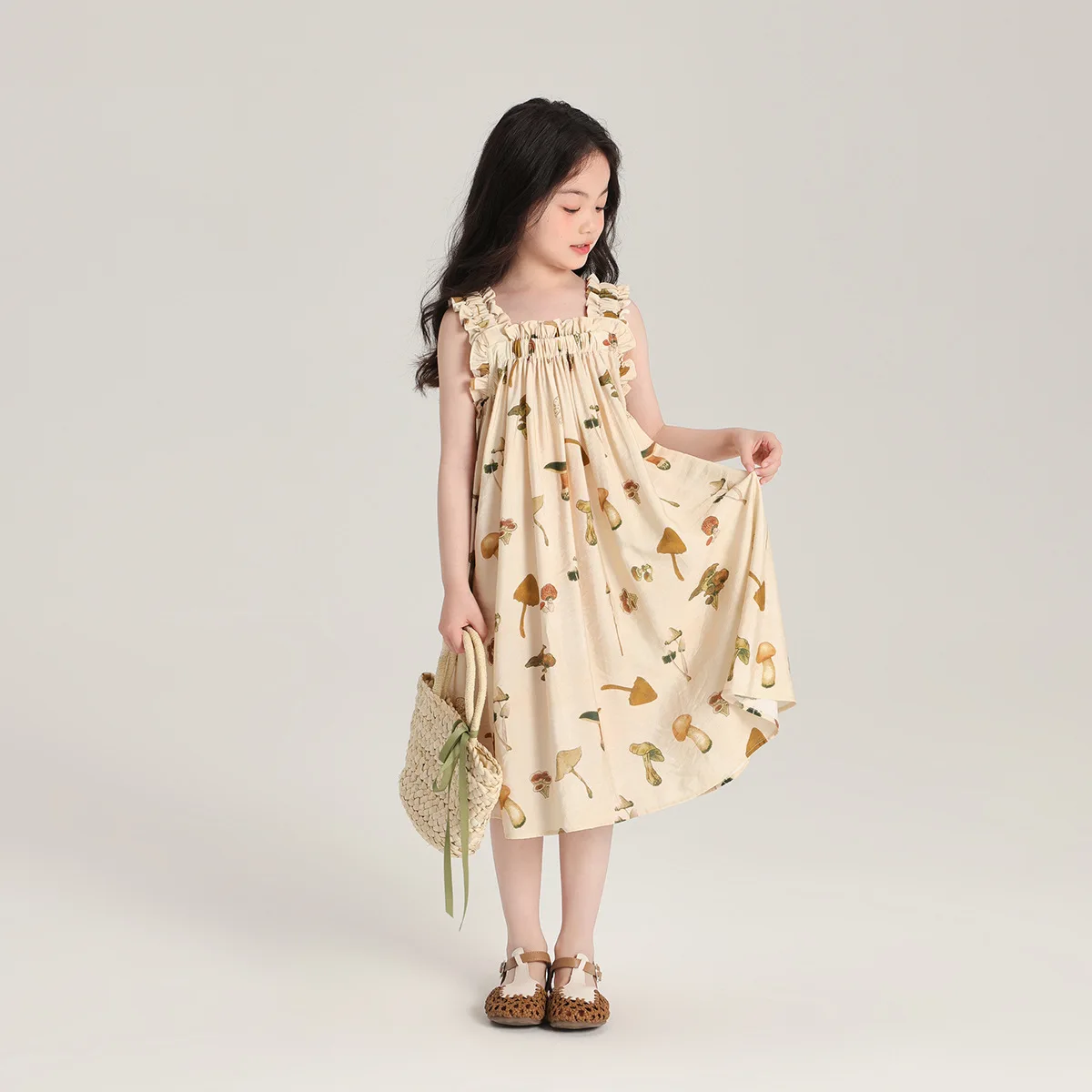 Girl Dress 2024 Summer New Mushroom Pattern Full Print Baby Girls Long Sleeveless Pleated Girls Retro Fashion Style Dress