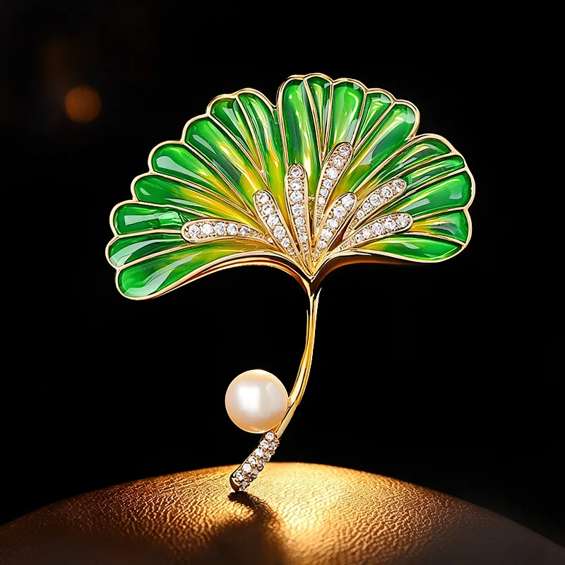 Chinese Style Gradient Enamel Ginkgo Leaf Brooch Freshwater Pearl Lucky Auspicious Women Elegant Pin For Wedding Banquet Dress