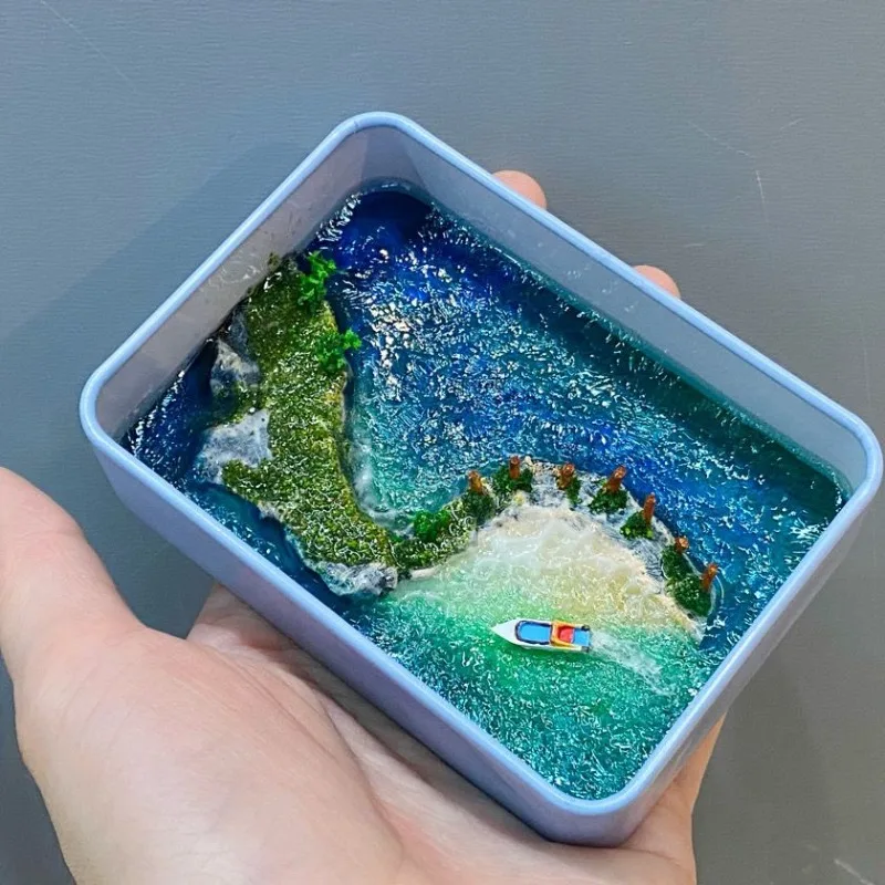 

Tin Box Pocket Miniature Scene Creative Ornament Realistic Ocean Cruise Ship Model Sea Landscape Decor Collectible Art Set