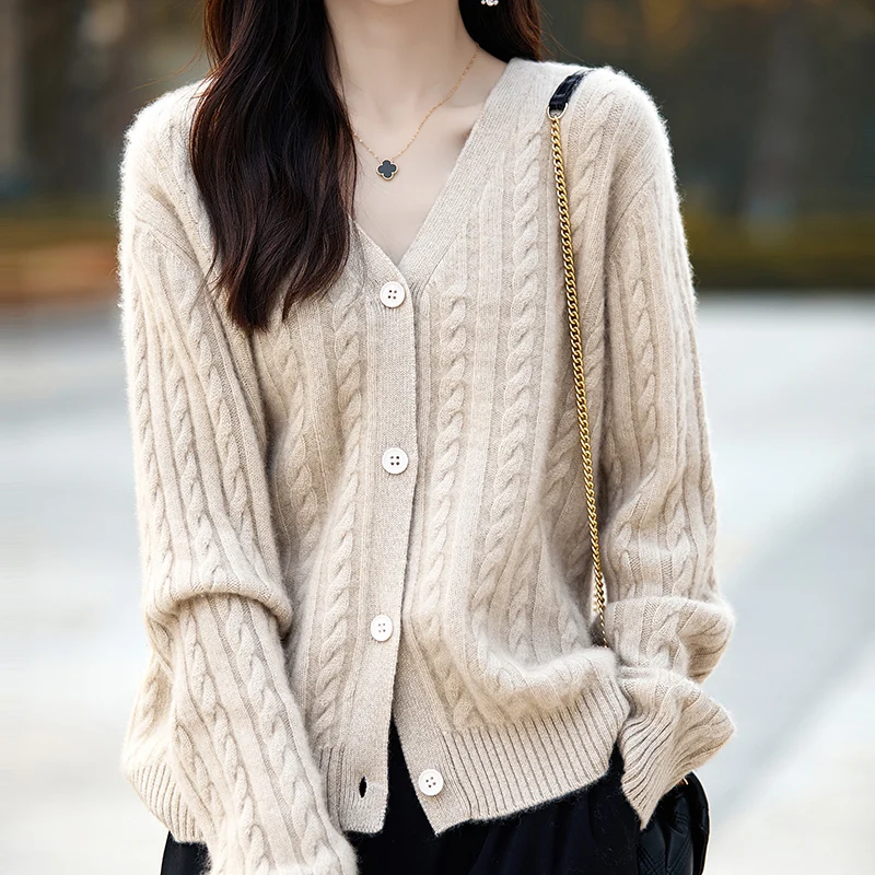 

New wool women's cardigan V-neck knitting basic button cardigan Korean version of fashion warm cashmere women's coat