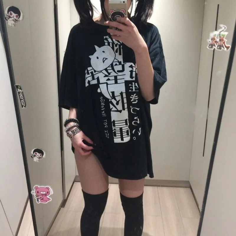 Black Short Sleeve T-Shirt Women Japanese Subculture Funny Print Tee Kawaii Anime Manga Summer Streetwear Top 2000s Y2K Clothes