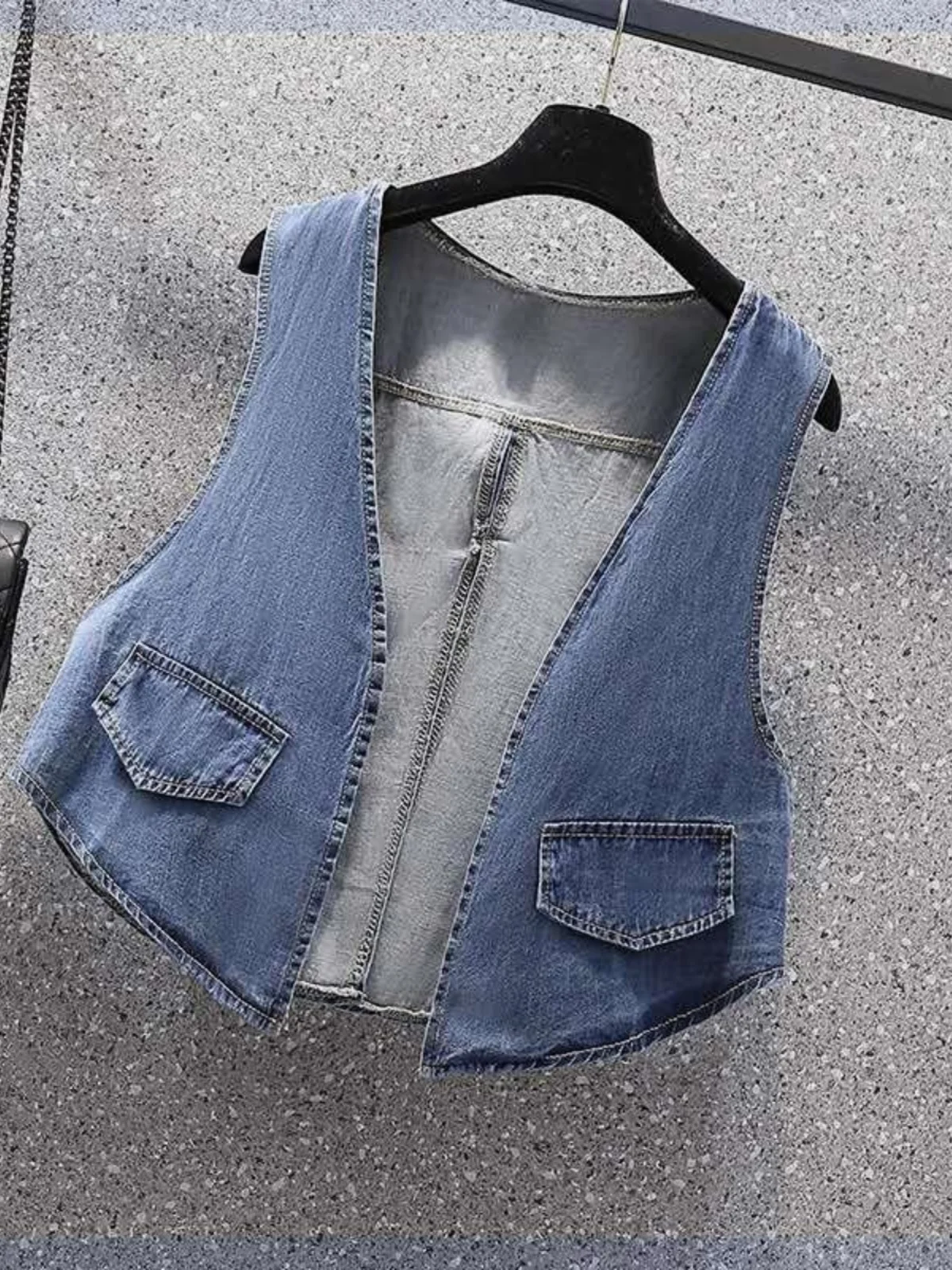 Slim Fit Denim Vest Women's Summer Thin Style Fashionable Korean Version 2023 Versatile Sleeveless Small  Jacket Vest Ou...