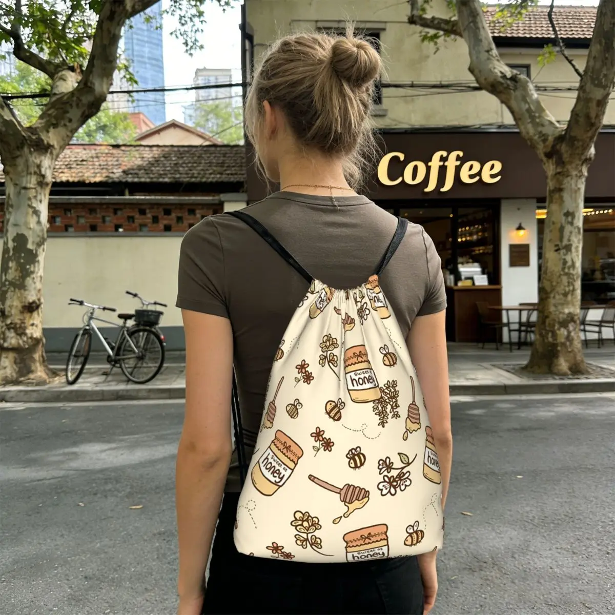 

Рюкзаки с узором в виде пчел и сот, модные сумки на шнурке, спортивные сумки, сумки для книг, сумки для путешествий, сумки для студентов