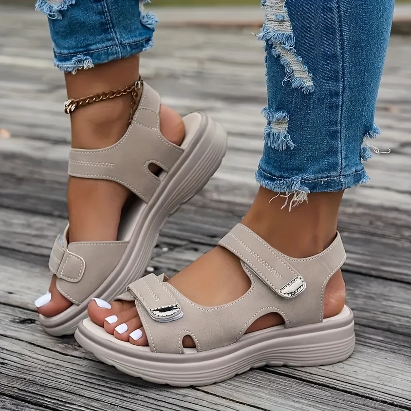 

2025 New Summer Sandals Travel Women Shoes New Sandal Sole Durable Sandal Ladies Outdoor Beach Slippers Platform Sandals