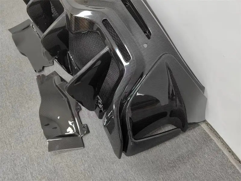 

Dry Carbon Fiber Body Kit for McLaren 540C 570s Featuring 600lt Style Rear Bumper Front Bumper Side Skirts Hood Rear Spoiler