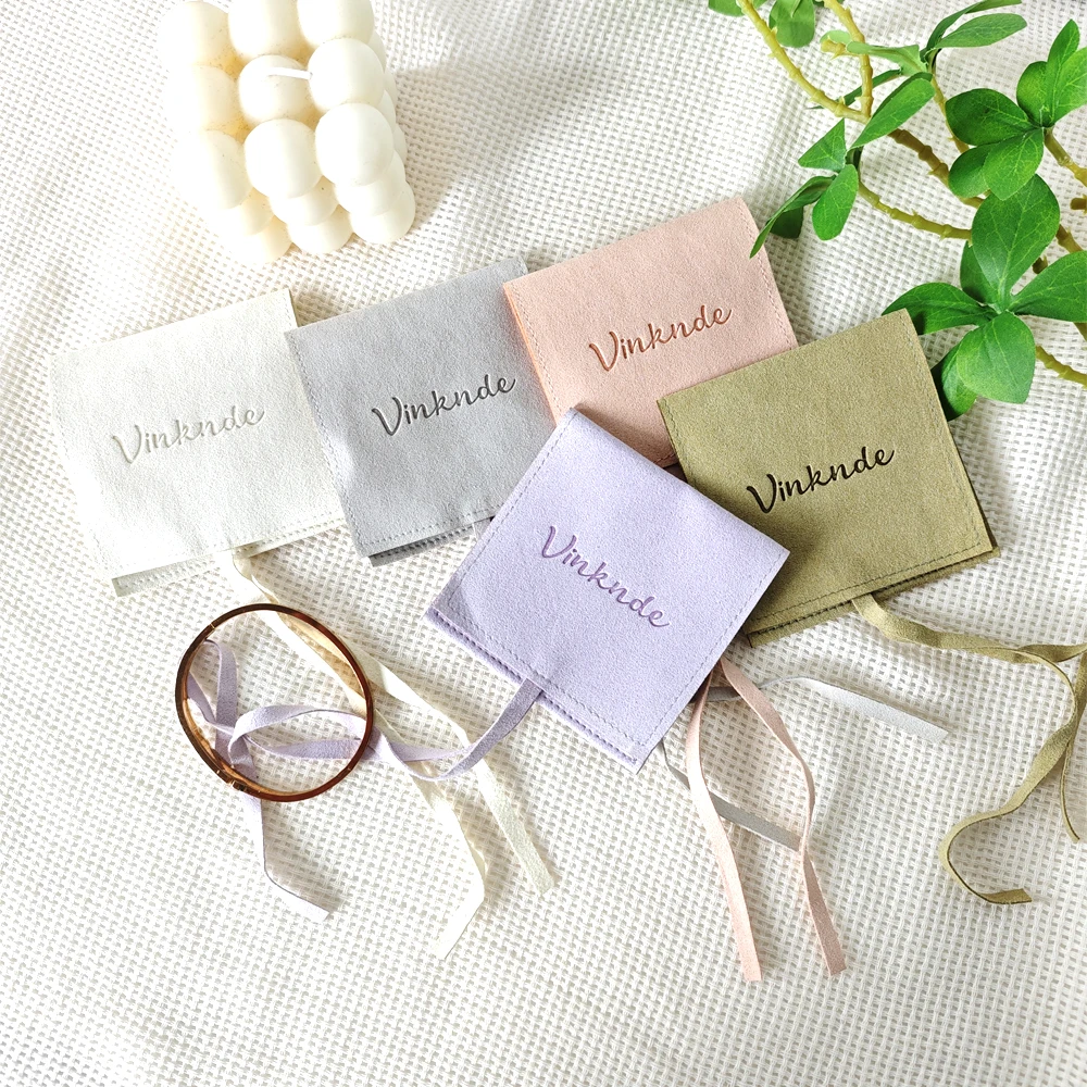 

15x15cm Custom Logo Luxury Jewelry Pouch Bag Packaging Exquisite Microfiber Velvet Envelope Flap Earrings Ring Pouches With Rope