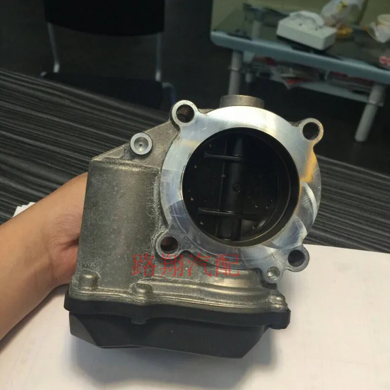 06F133062T suitable for Volkswagen EA888 Golf Beetle CC EOS throttle assembly