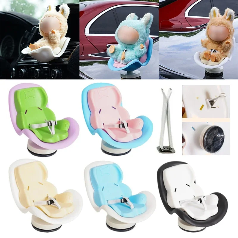 

Автомобильный зажим для вентиляционного отверстия 2 в 1 для кукол включает магнитное основание и зажим для вентиляционного отверстия. Автомобильное защитное сиденье для кукол с мягкой пушистой подушкой.
