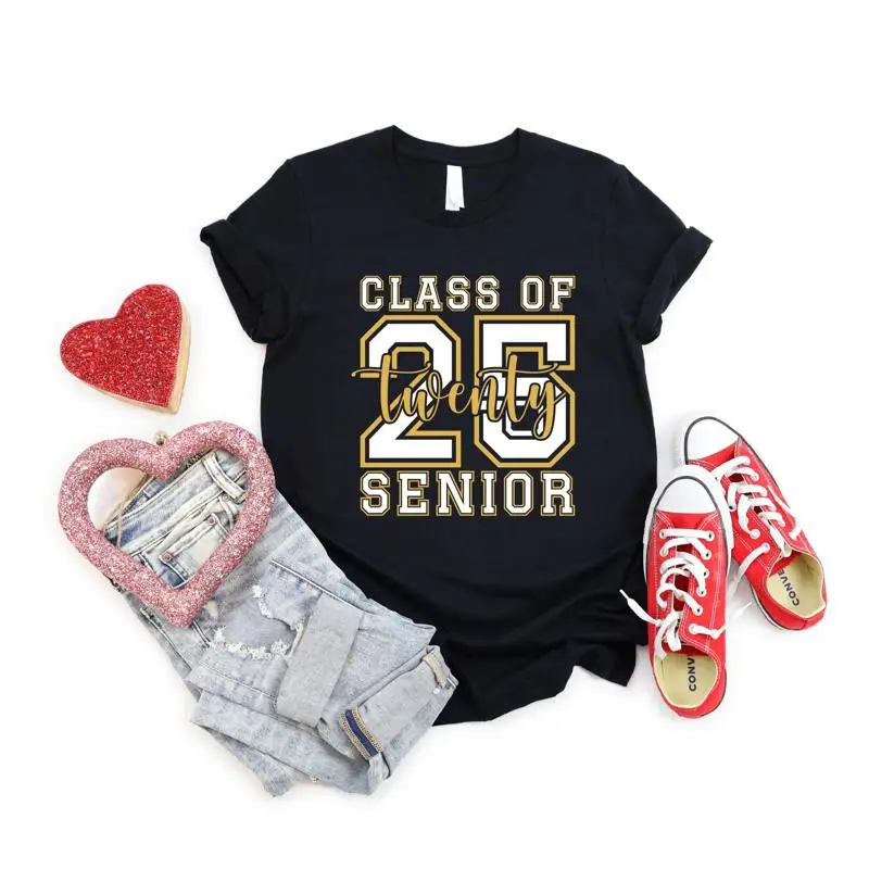 Clase de 2025 camiseta finalmente graduado graduación senior Retro fiesta perfecta