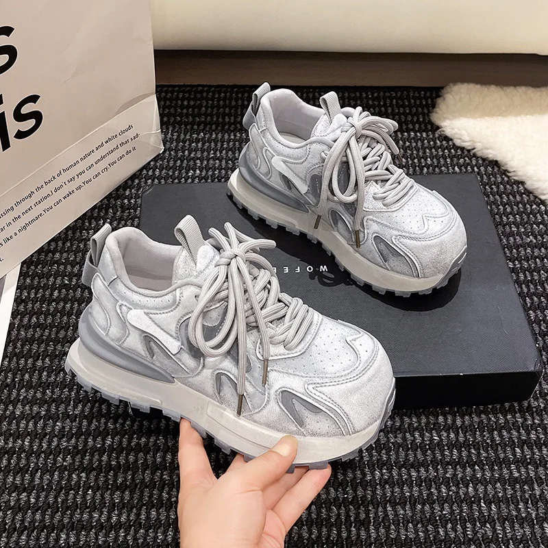 

Женская обувь для папы, весна-осень 2023, новая повседневная спортивная обувь на толстой подошве, увеличивающая рост, дышащие кроссовки с сеткой