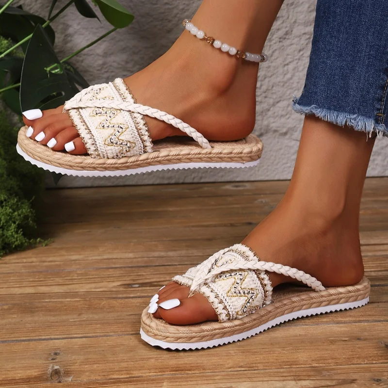 *Fashionable Hot Selling Sexy Flat Bottom Flip Flops Summer New Round Toe Thick Sole Comfortable Casual Slippers for Women
