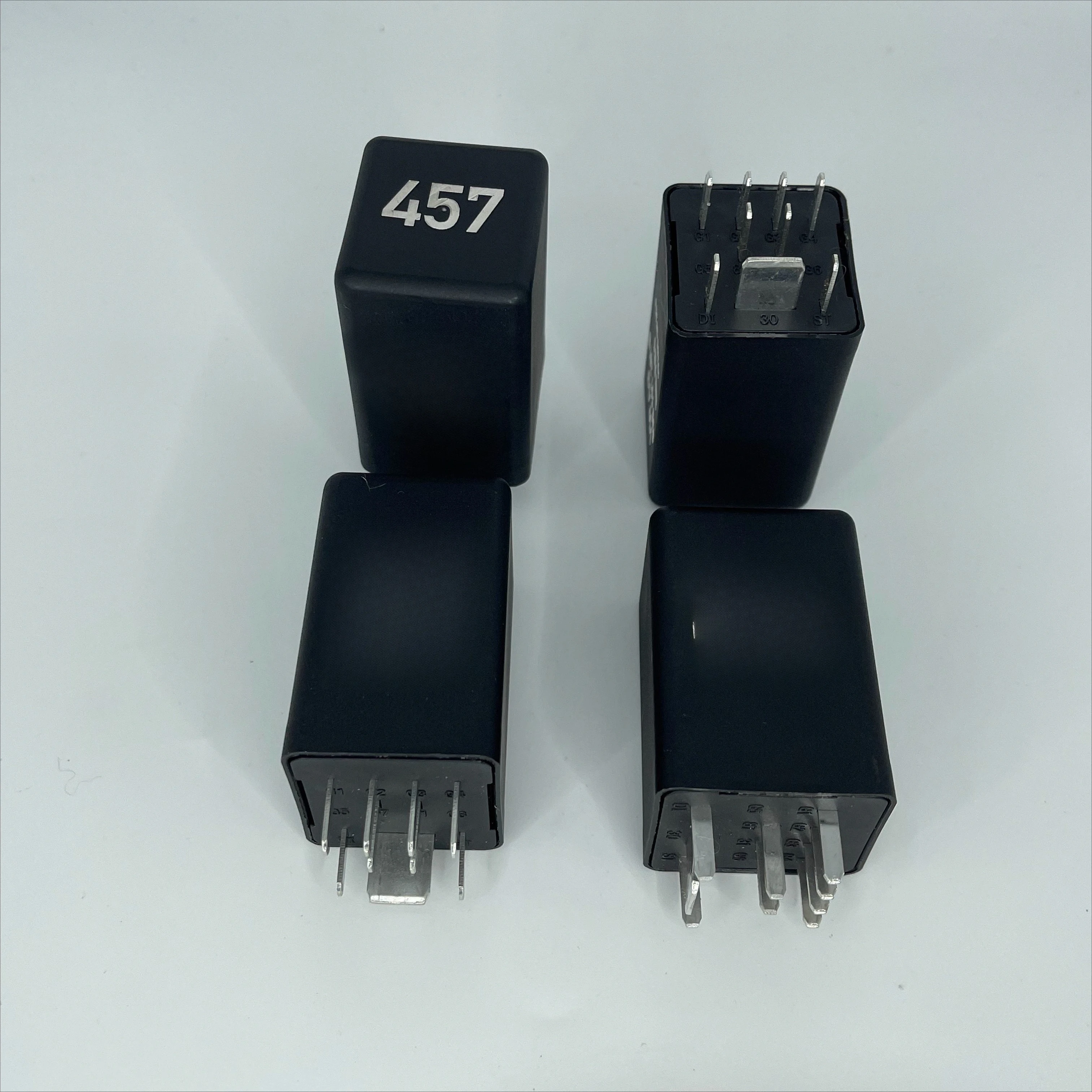 

1pc For Volkswagen Diesel 457 Preheat Plug Relay 038907281B 028003032