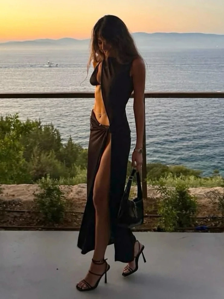 طقم بيكيني نسائي أسود 2026، ملابس سباحة مثيرة بتصميم مفرغ مع فستان تغطية من 3 قطع، بيكيني مثلث الشكل لملابس الشاطئ