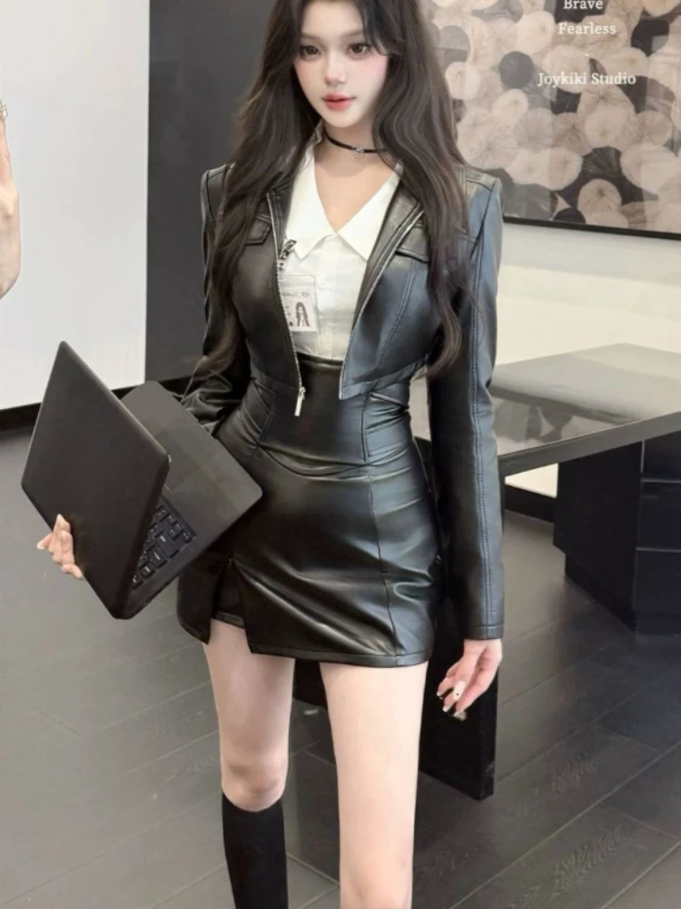 

Зимний американский ретро сексуальный черный комплект из искусственной кожи из 3 предметов, женский комплект Y2k с поясом, тонкий дизайн, мини-юбка, костюм, женская одежда в готическом стиле