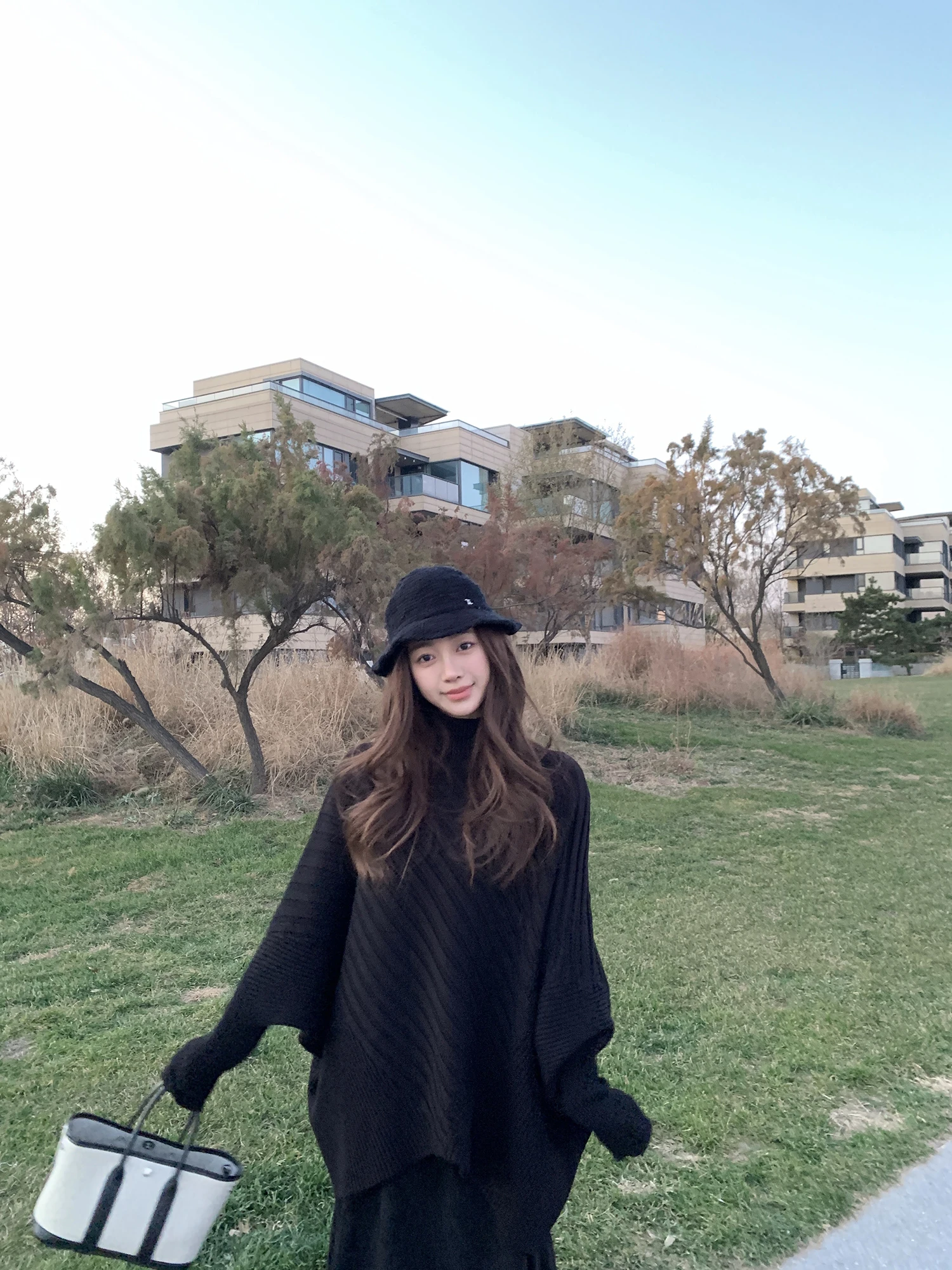 

Winter High Collar Snag Resistant Suede Cloak Skirt Women's Casual Sle Regular Fit Knitwear Online Exclusive Full Length