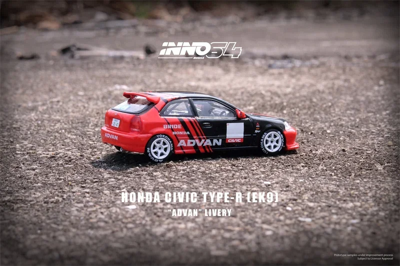 INNO 1:64 CIVIC Φ EK9 ADVAN Livery Model Car