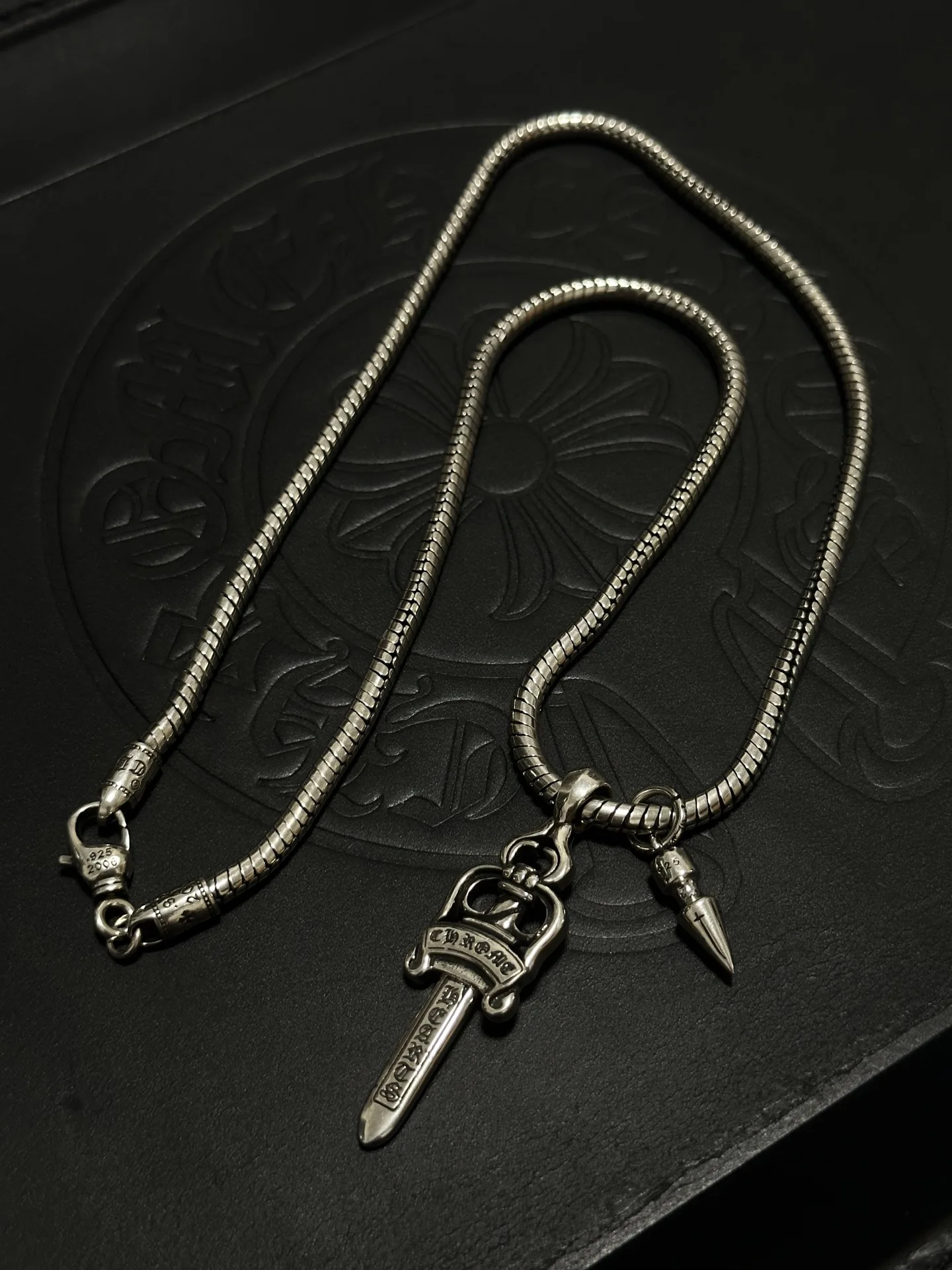 S925 sterling silver retro charm old sword pendant necklace women couple CH fashion light luxury jewelry
