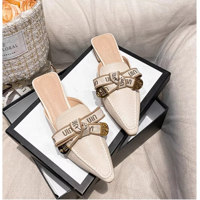 

Женская обувь, модные кожаные тапочки для девочек, повседневные сандалии с острым носком, уличные красивые шлепанцы на каблуке