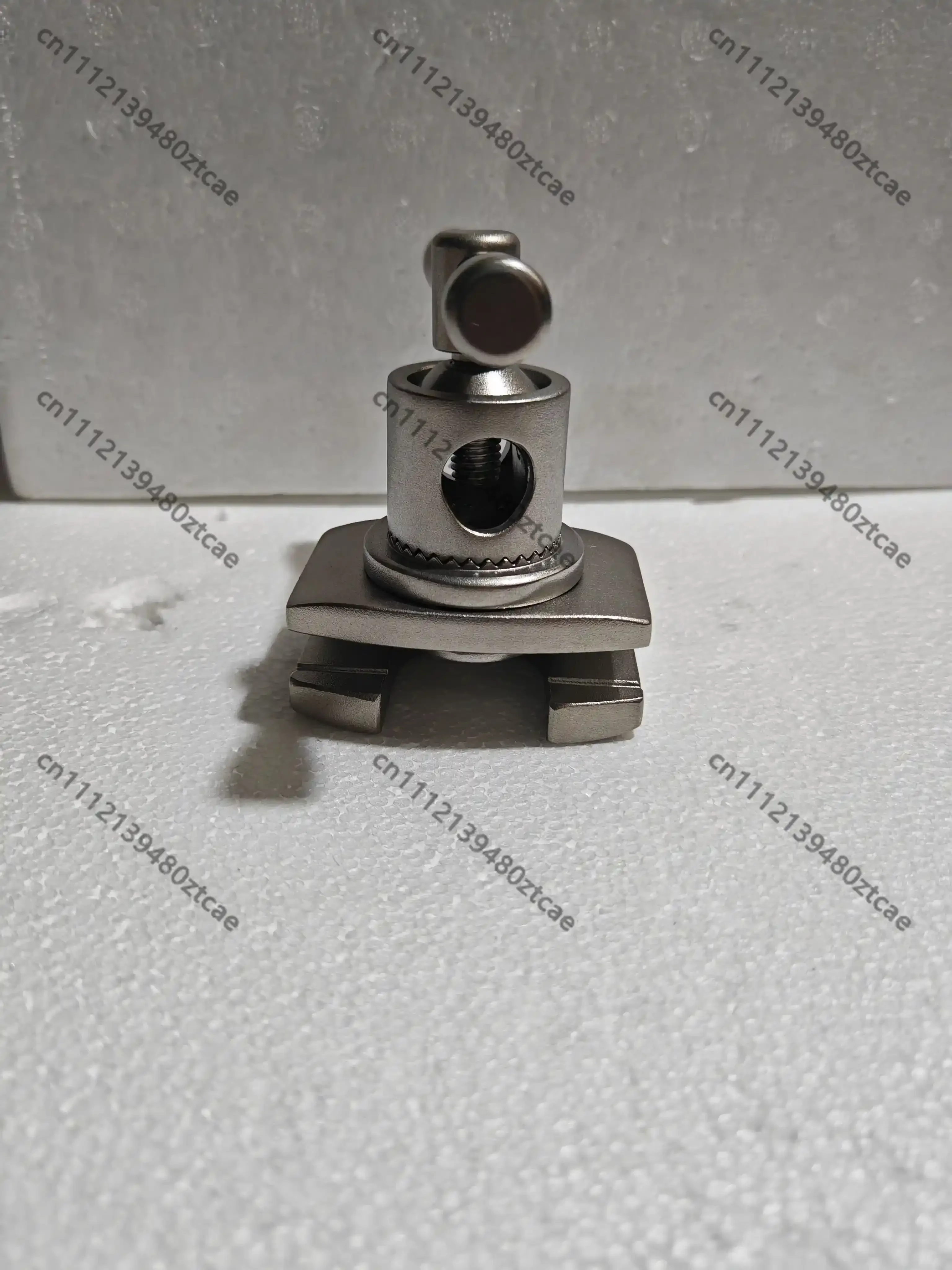 Electrolytic Sandblasted Leg Rest Fixing Clamp Compatible With All Operating Tables, Surgical Table Rail Clamp Accessories