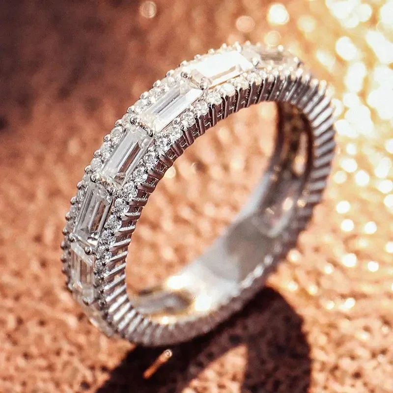 Huitan Mode brillante Zirkonia weibliche Ringe einfache stilvolle Finger Accessoires alle passenden exquisiten Hochzeits schmuck