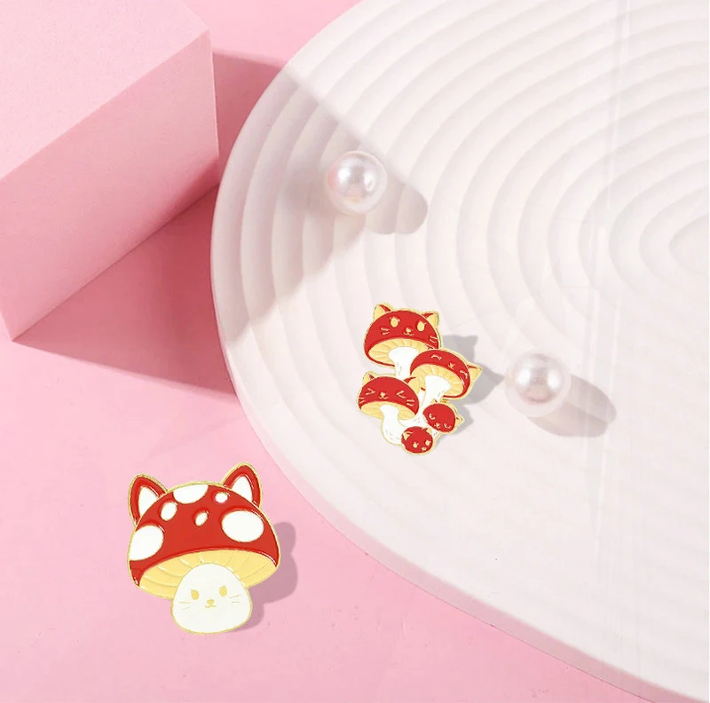 Animal Plant Pin Lapel Badge Bag Cartoon Jewelry Gift for Kids Friends Cat Face Mushroom Enamel Brooch Custom Cute Fun