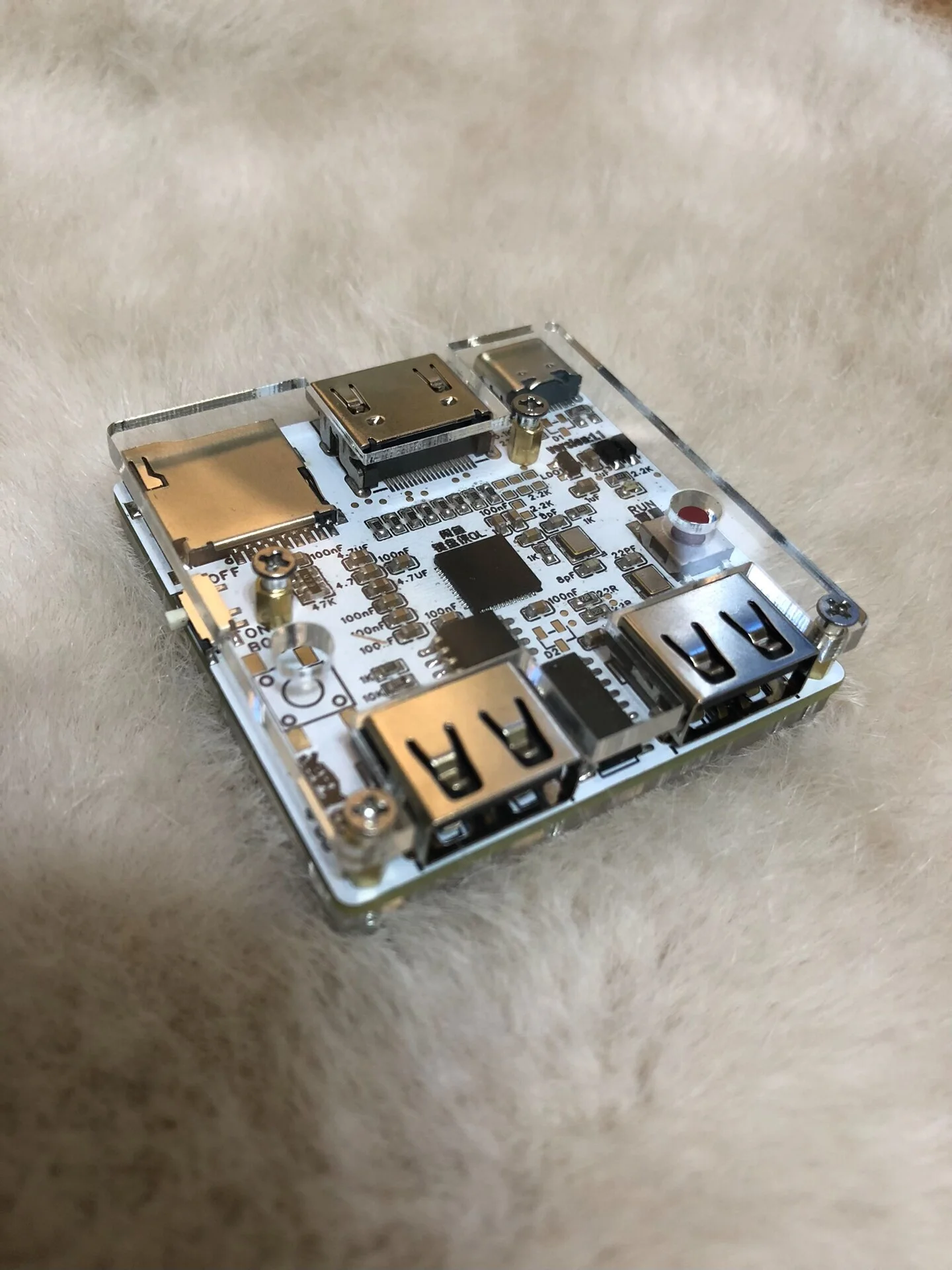 Retro Mini Macintosh 128K Pock - огляд і ціна Retro Gaming Hub