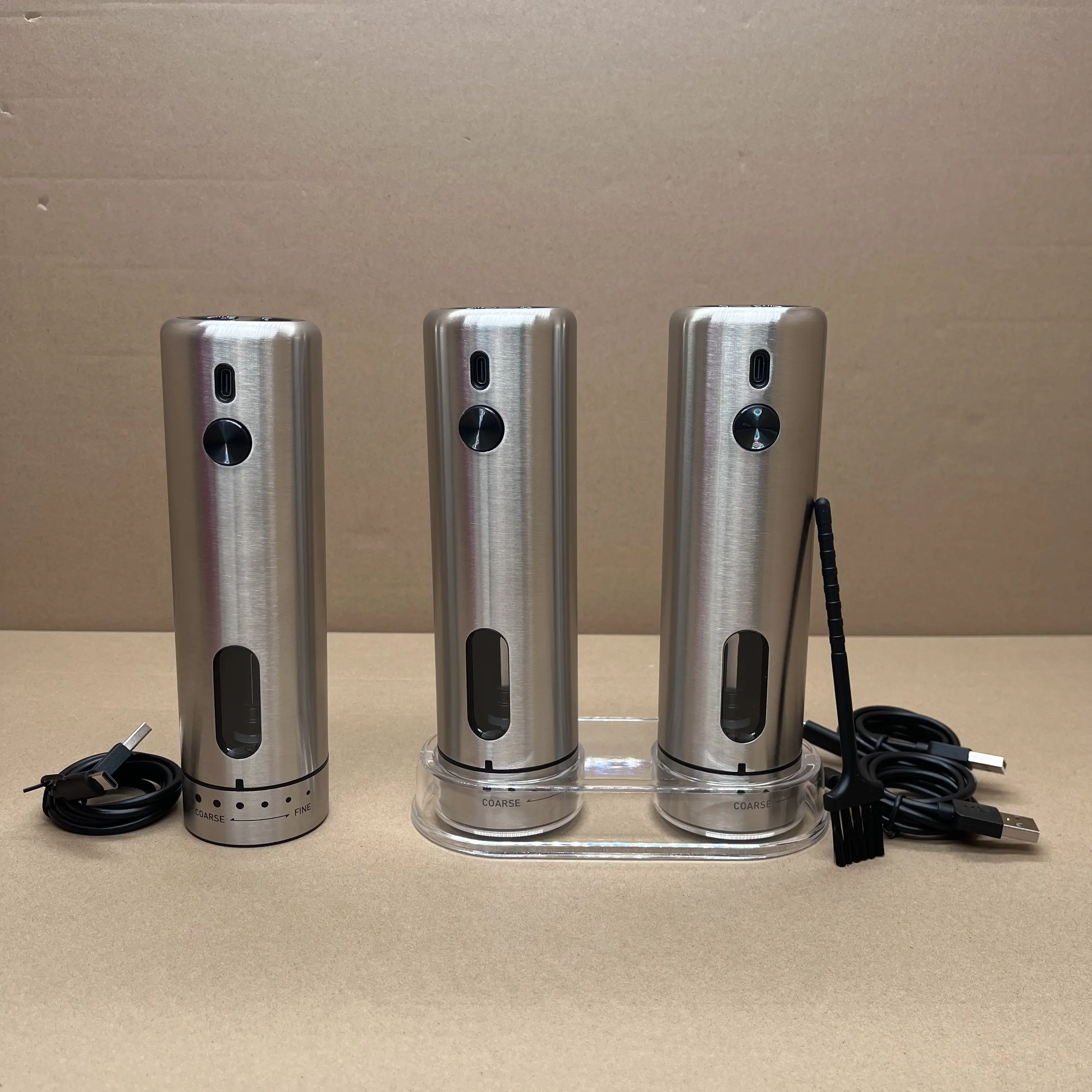 

Unit Charging & Button Control Electric Pepper Mill Stainless Steel Rechargeable Salt Pepper Grinder With External Adjuster