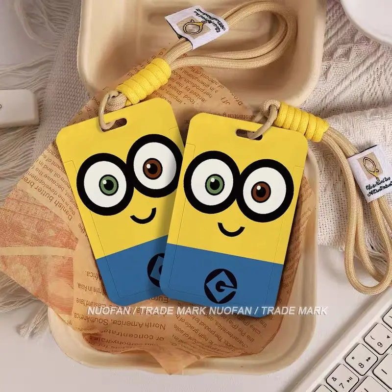 Zdjęcie 3: Uroczy, modny, kreatywny etui na karty z motywem Minionków dla chłopców i dziewcząt ze smyczą, idealny na prezent urodzinowy dla przyjaciół.