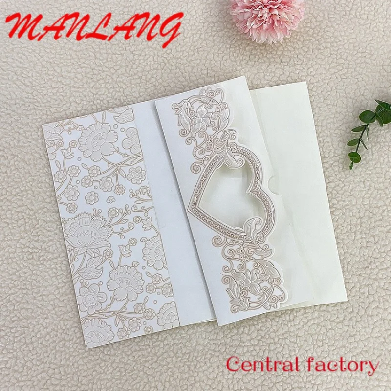 Custom  Stock hot selling or custom design pocket style High Quality heart and flower shape wedding invitations