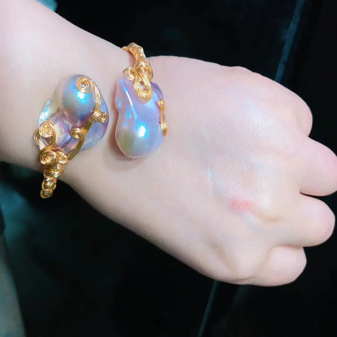Neues 14k Gold-Fadenarmband mit Natürlichen Unregelmäßigen Farbigen Perlen, 15-25mm