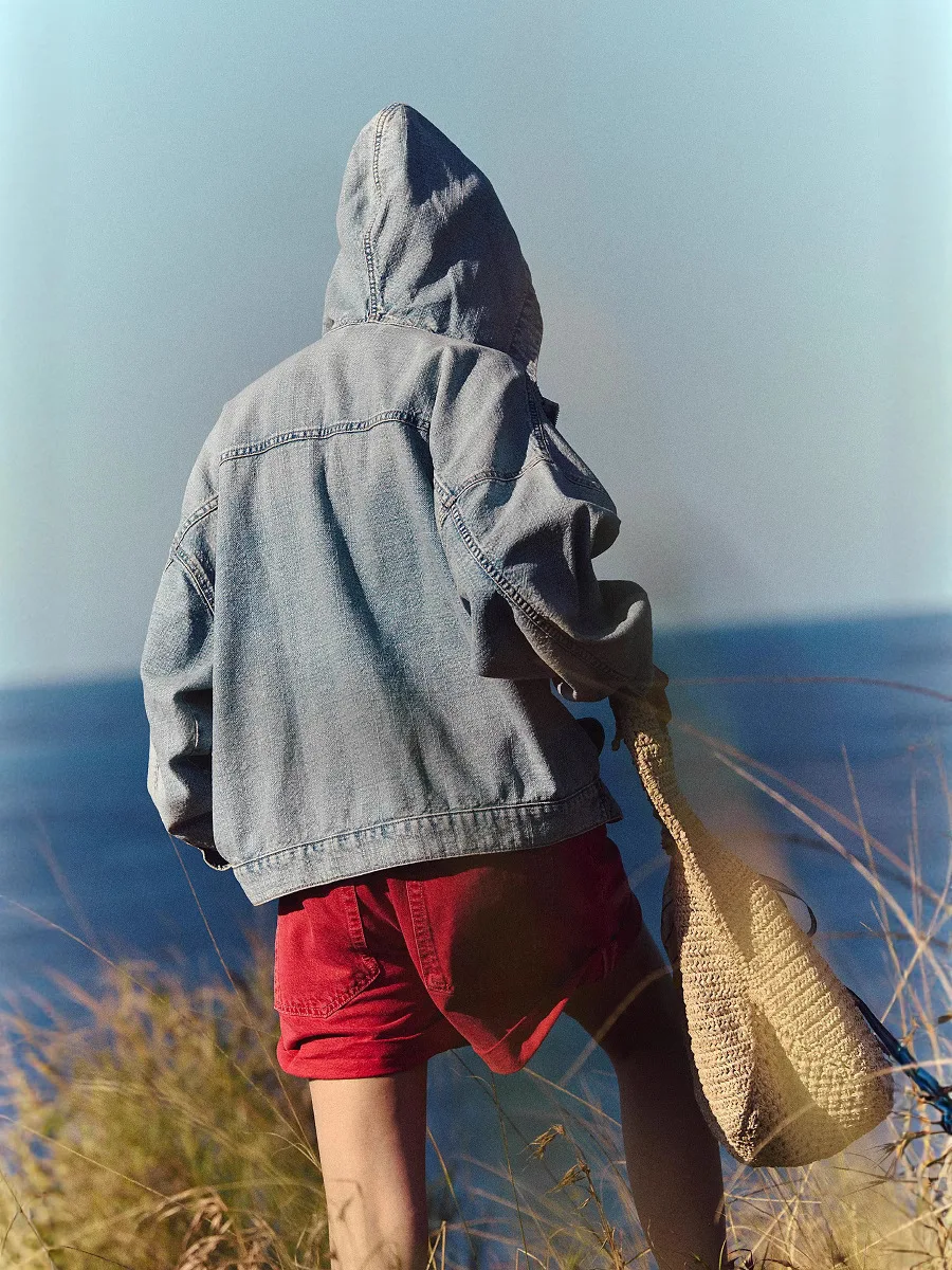 2025 Sudadera con capucha de mezclilla para mujer, jersey de gran tamaño con cuello en V, Top con media cremallera frontal, bolsillos de utilidad, mezcla de algodón, ropa de calle