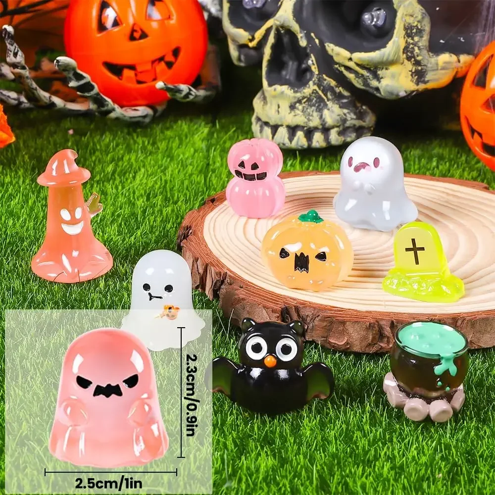 32PCS Halloween Luminous Mini Figures Tiny Resin Figures to Hide Small Pumpkin Skull Figures for Party Garden Dollhouse Decor