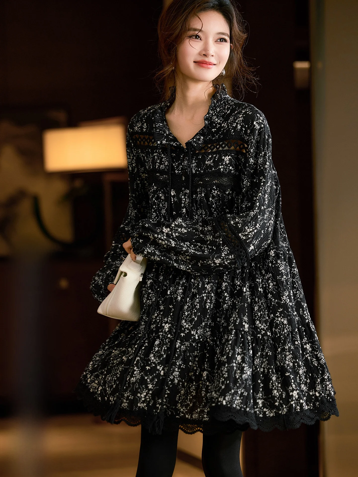 

Весна 2026 Женская удлиненная шифоновая рубашка с принтом, кружевом и оборками, в европейском стиле, больших размеров, для уличной моды, прямого кроя