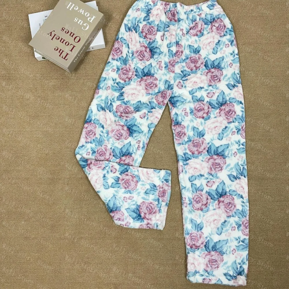 

Flannel pajama Home pants for women in autumn winter are loose and can be worn on the outside They are cartoon warm home pants