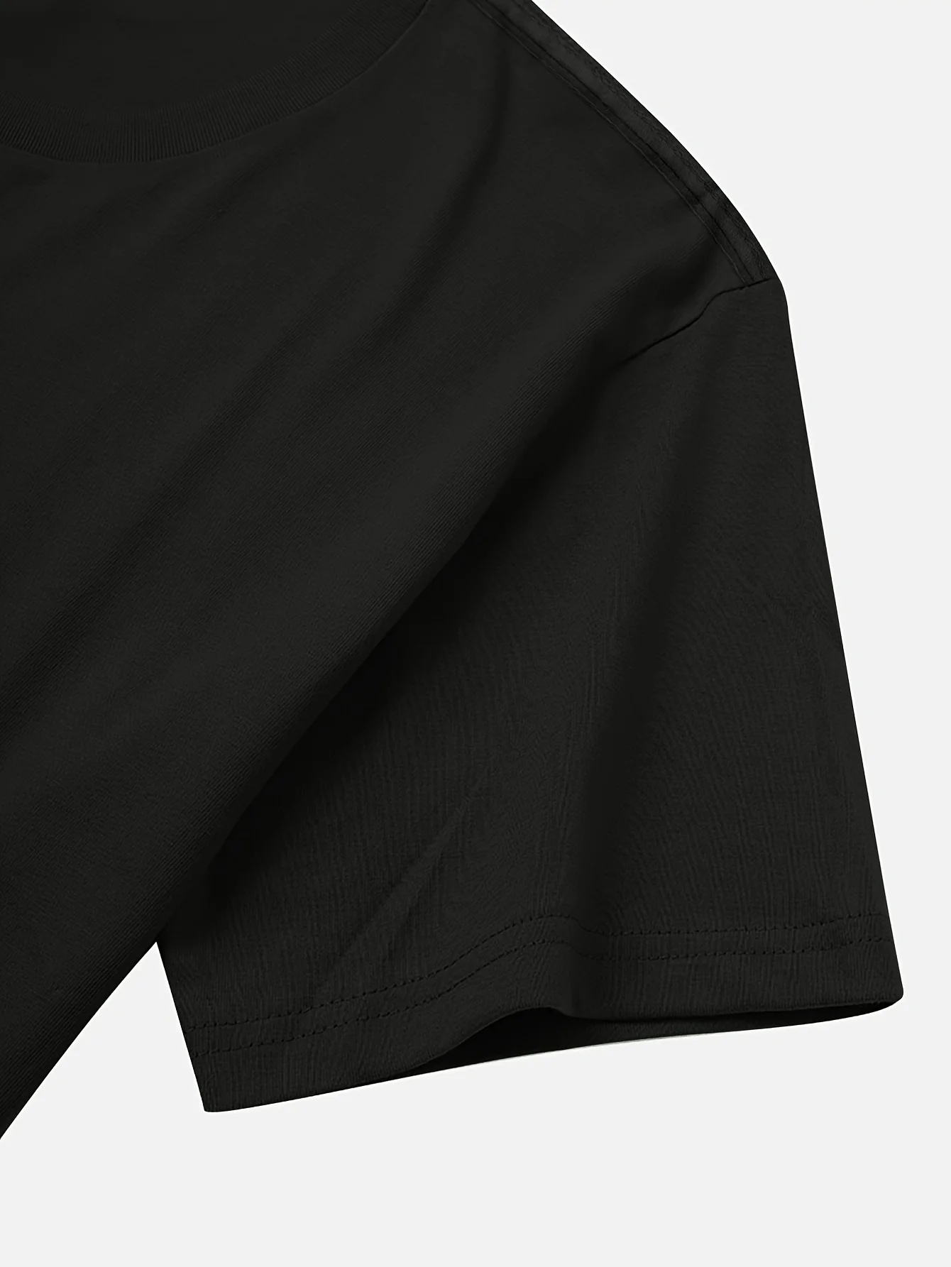 تي شيرت نسائي قصير الأكمام - طائر روبن سلمي يقف على فرع - تي شيرت كاجوال بطبعة لافندر وزهور #5