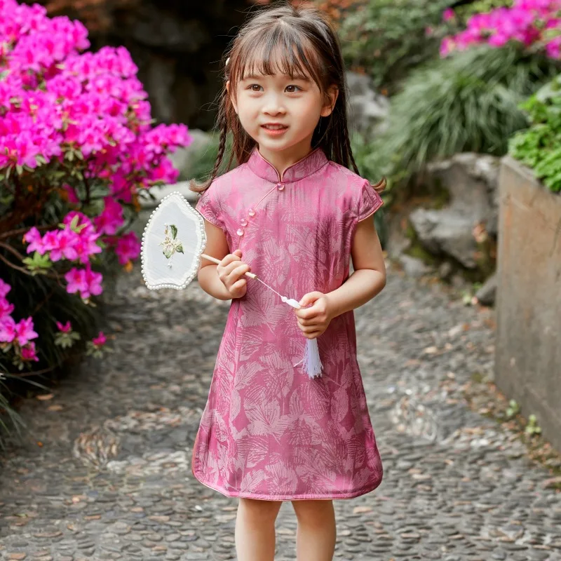 

2022 New Arrival Children Cheongsam Vintage Improvement Version Daily Catwalk Photo Banquet Wear Sweet Girls Loose Chinese Dress