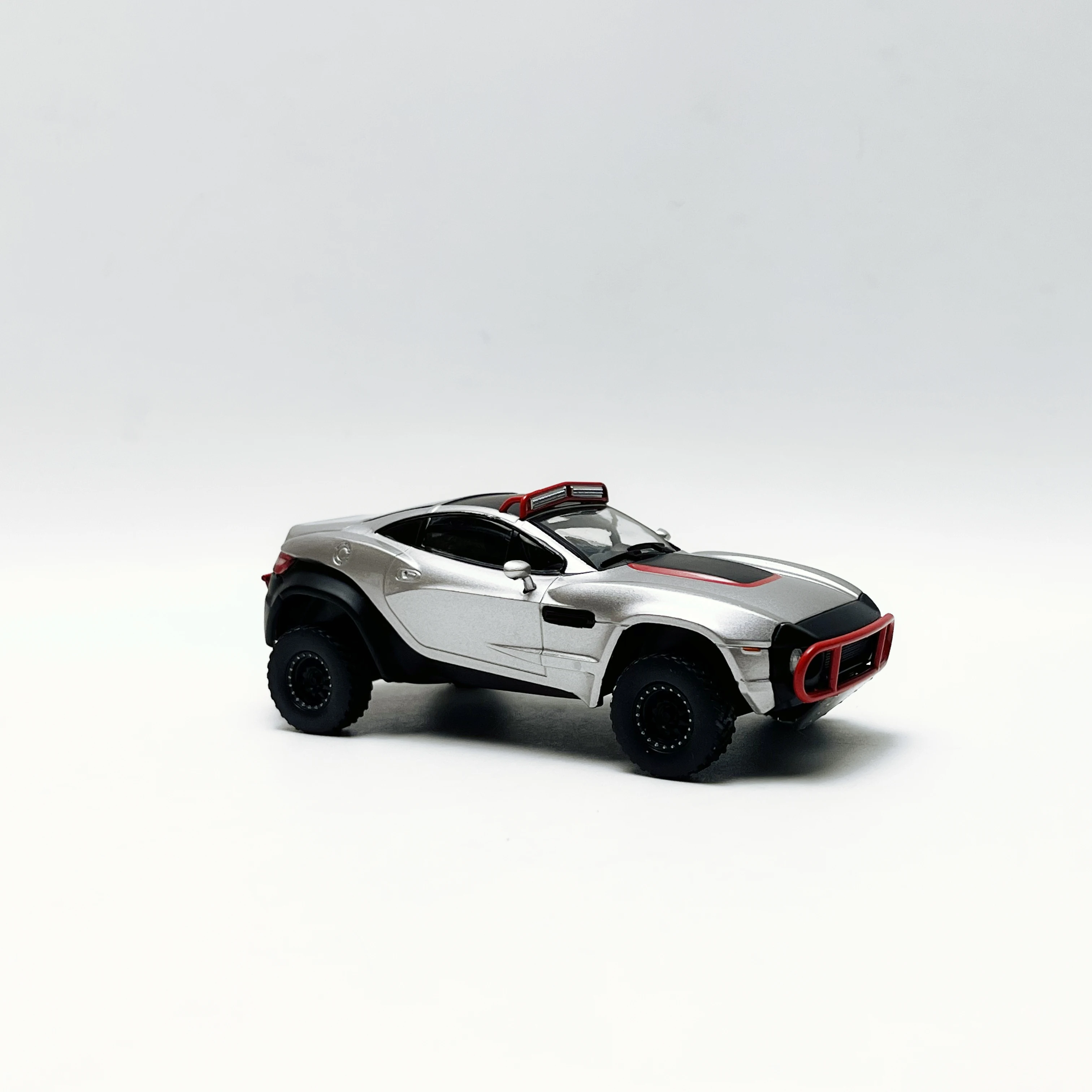 IXO 1/43 مقاتلة رالي المحركات المحلية