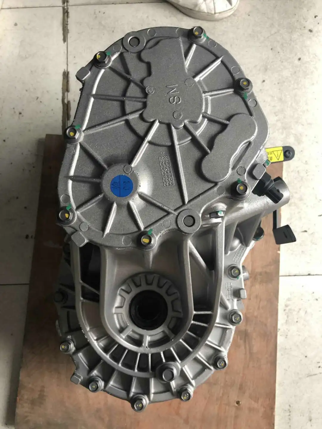 

Gold seller Original SAIC LDV MAXUS V80 Parts 5 Speed Gearbox