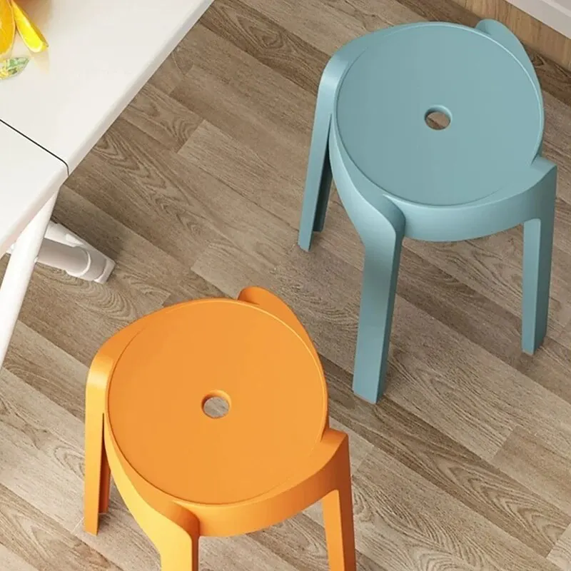 Plastic High Stools Can Be Stacked, Thickened, Durable, and Durable for Household Use. Simple round Stools in Restaurants