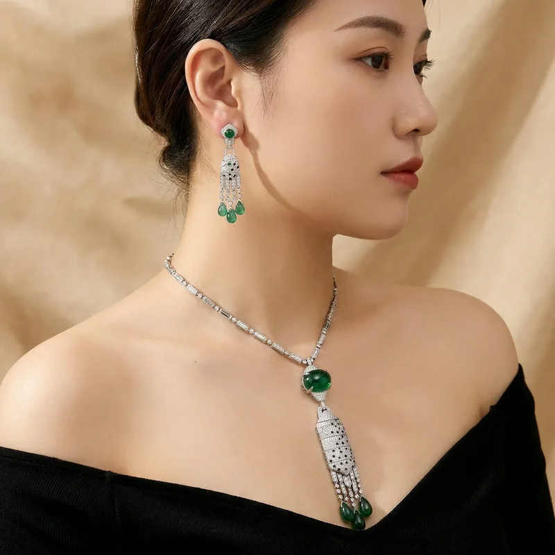 Vintage Fashion Style Earrings Necklace Inlay Cubic Zircon Synthetic Sapphire Black Patchs Tassels Leopard Party Jewelry Sets