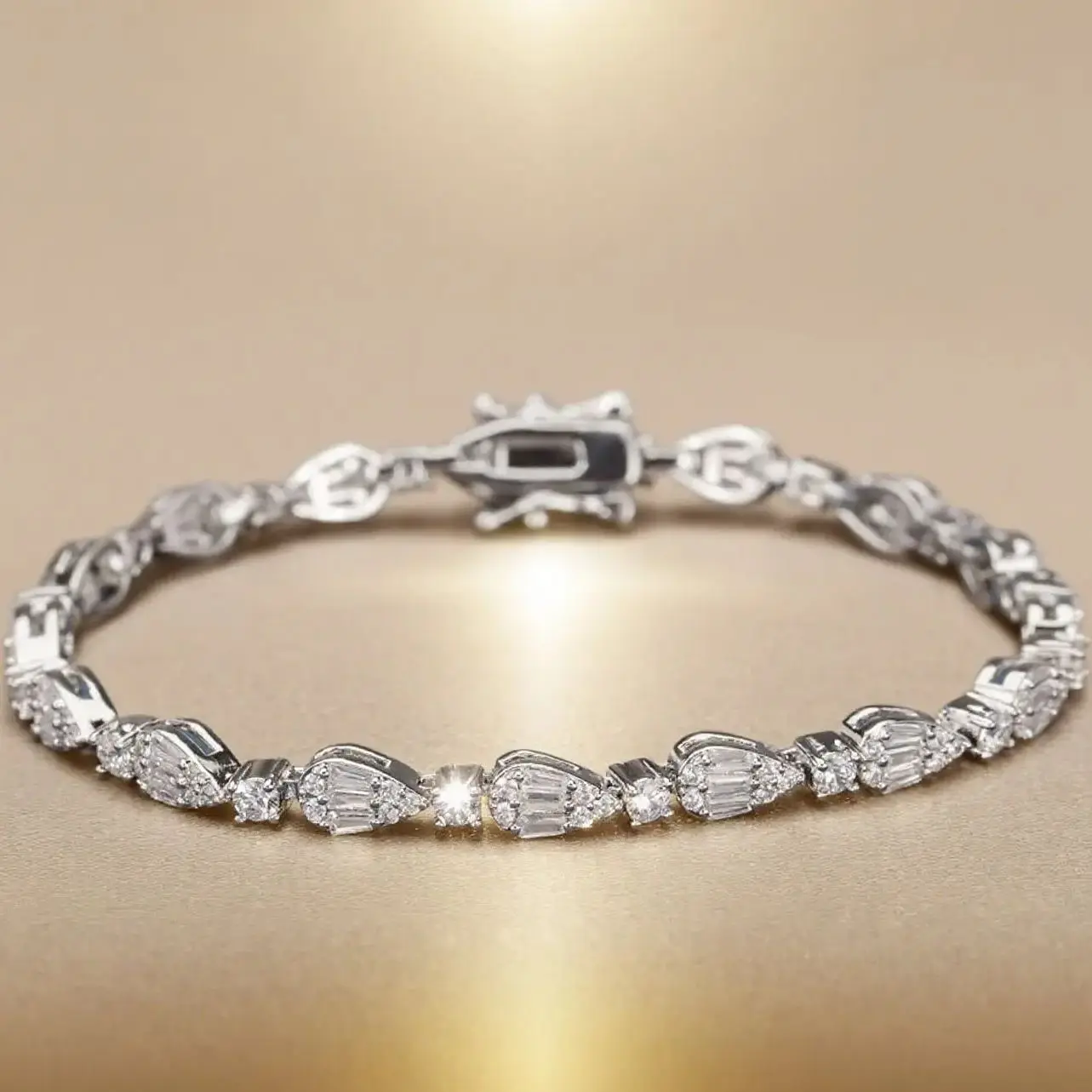 

Европейская и американская мода, браслет с микроасфальтированным цирконием для женщин, ювелирные изделия для свадебной вечеринки, юбилея, подарок, пульсеры