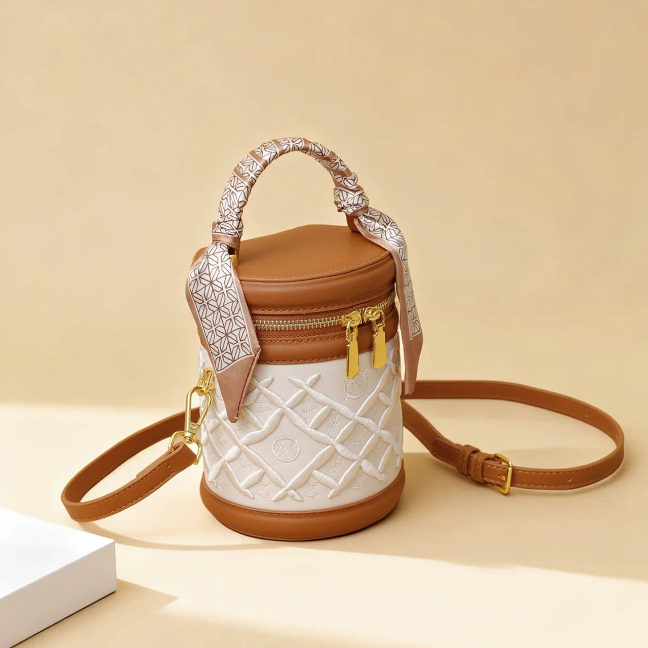 

New 2026 Fashion Accessory Factory Wholesale Ladies Embroidered Bucket Bag Crossbody Shoulder Bag PU Leather Small Handbag