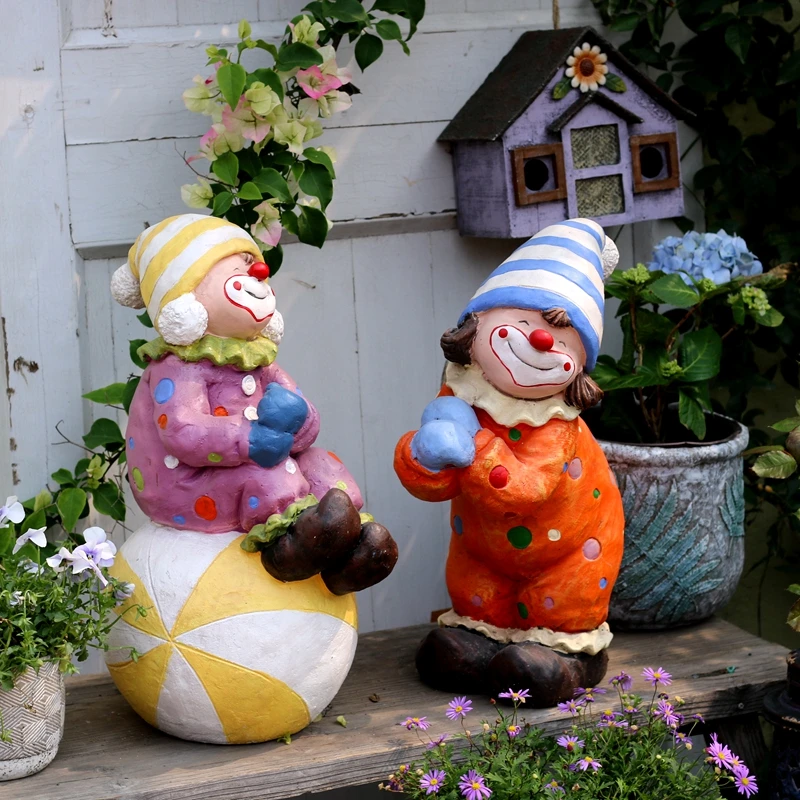 Garden Clown Decor American Style Incense Insertion Outdoor Fairy Tale Ornament for Patio/Kindergarten Handmade Resin Sculpture