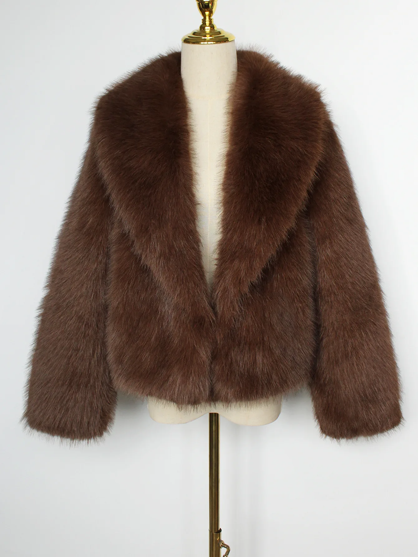 معاطف نسائية من الفرو الصناعي سترات قصيرة صلبة كبيرة بياقة مقلوبة وأكمام طويلة بغرز مفتوحة مستقيمة مناسبة غير رسمية لخريف وشتاء 2025 #5