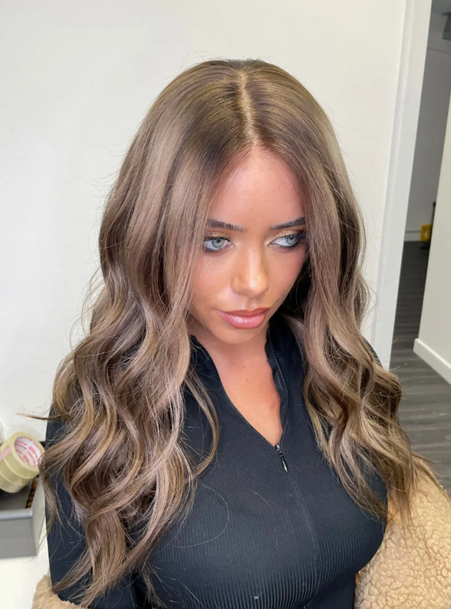 22 pollici Nuovo in parrucca da donna 13x4 Ombre Brunette Brown evidenzi parrucca anteriore in pizzo sintetico HD parrucche naturali prepizzicate dell'attaccatura dei capelli