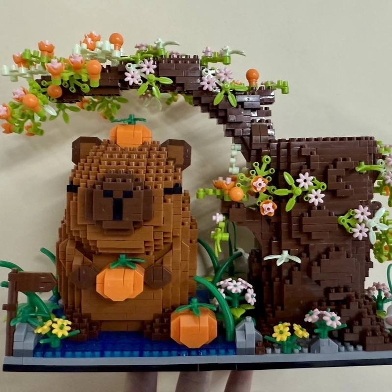 Capybara Building Blocks Pencil Holder Model Kit Puzzle Educational Trendy Toy Desktop Ornament Decor Statue Cute Exquisite Gift
