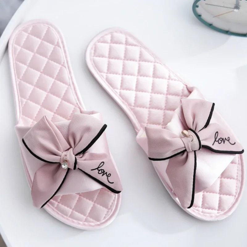 

Women Indoor Silk Slippers Butterfly-knot Bowtie Light Comfy Flats Open Toe Home Slides House Causal Fashion Cute Shoes Ladies